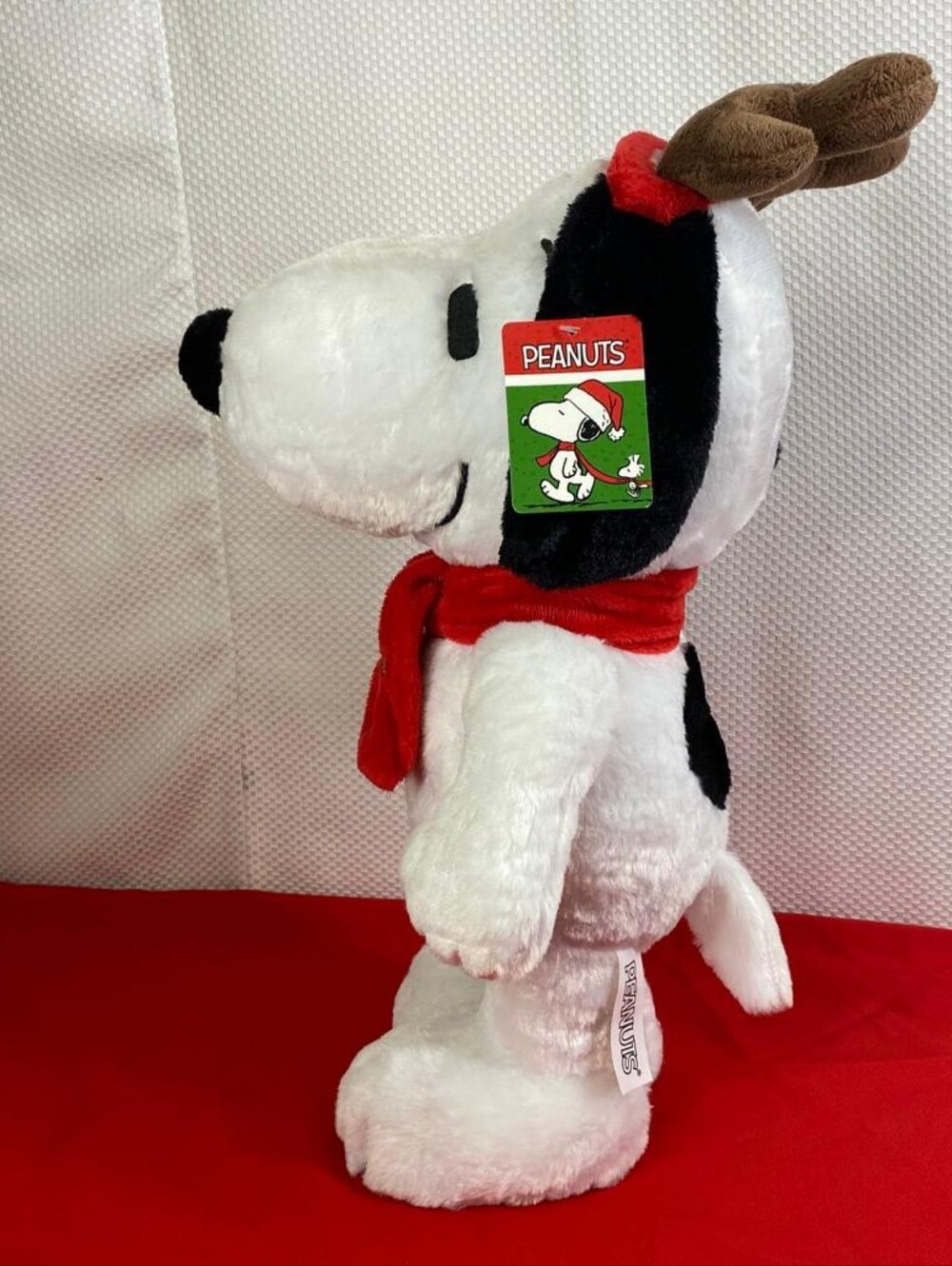 Peanuts 22” Standing Christmas Snoopy Holiday Door Porch Greeter DanDee NEW - Picture 2 of 6